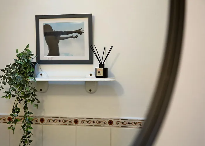 Апартаменты Wolfe Tone